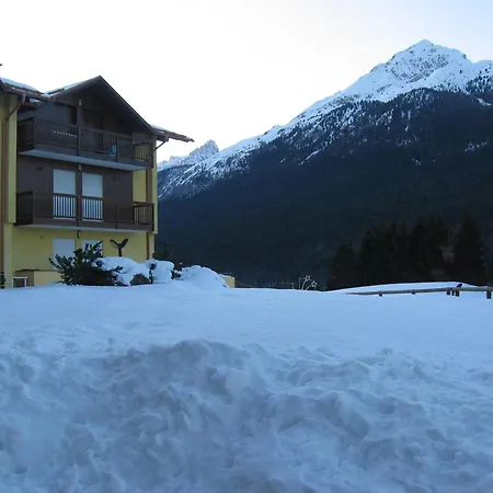 Fiore Del Brenta 2 A 50 M Dalla Fermata Dello Skibus Gratuito Andalo Buitenkant foto